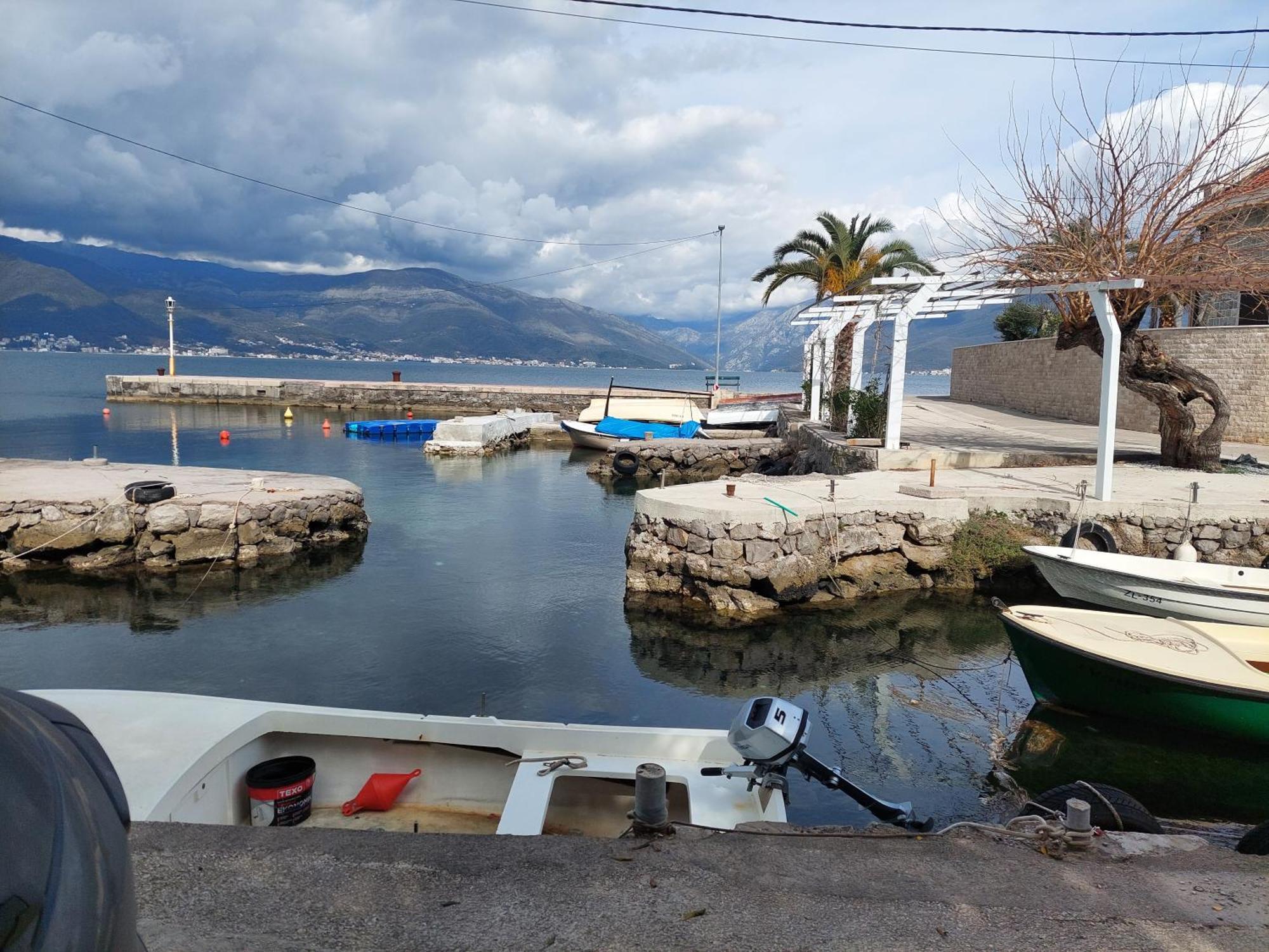 Kjara Apartments Tivat Exterior photo