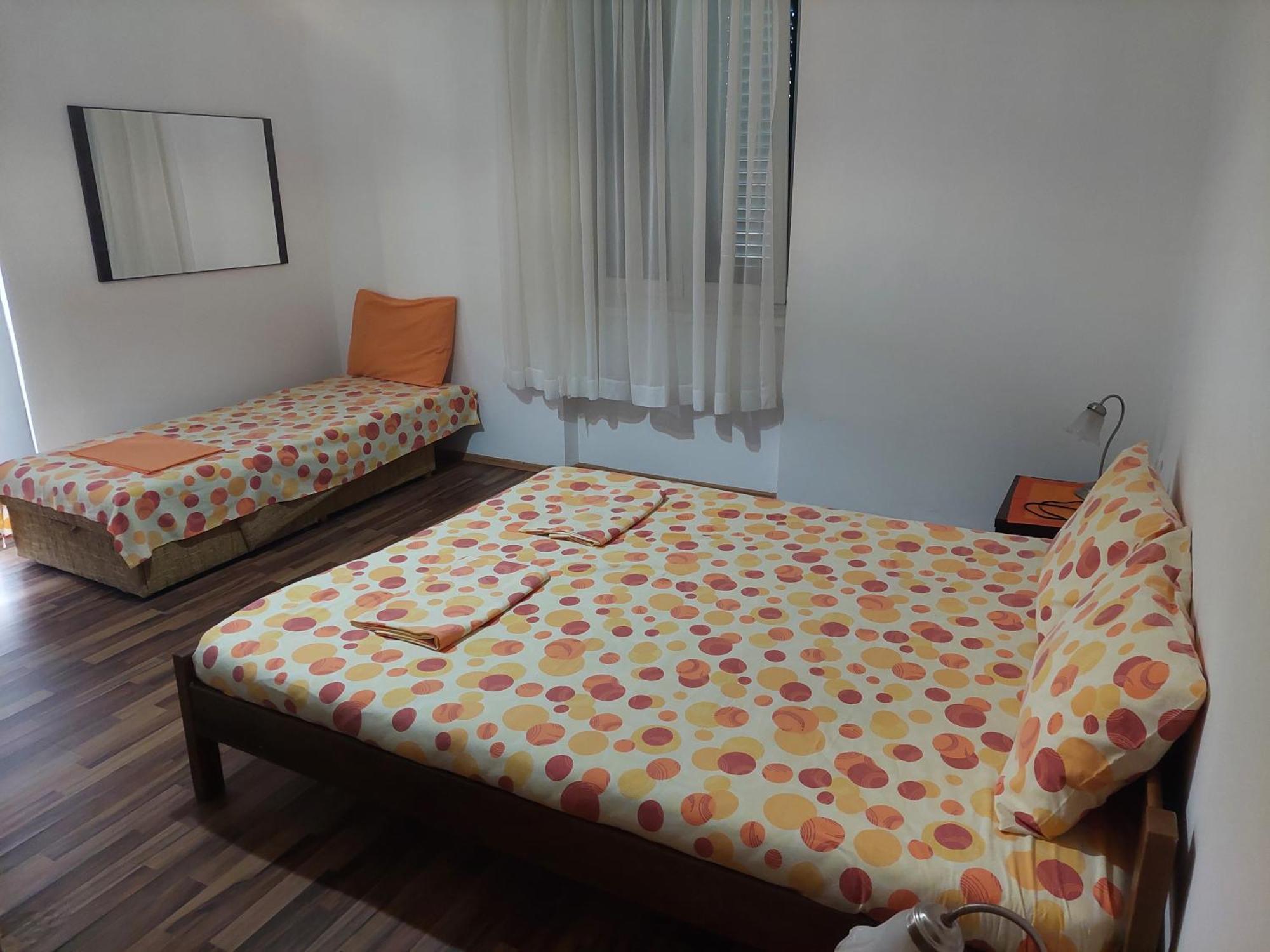 Kjara Apartments Tivat Exterior photo