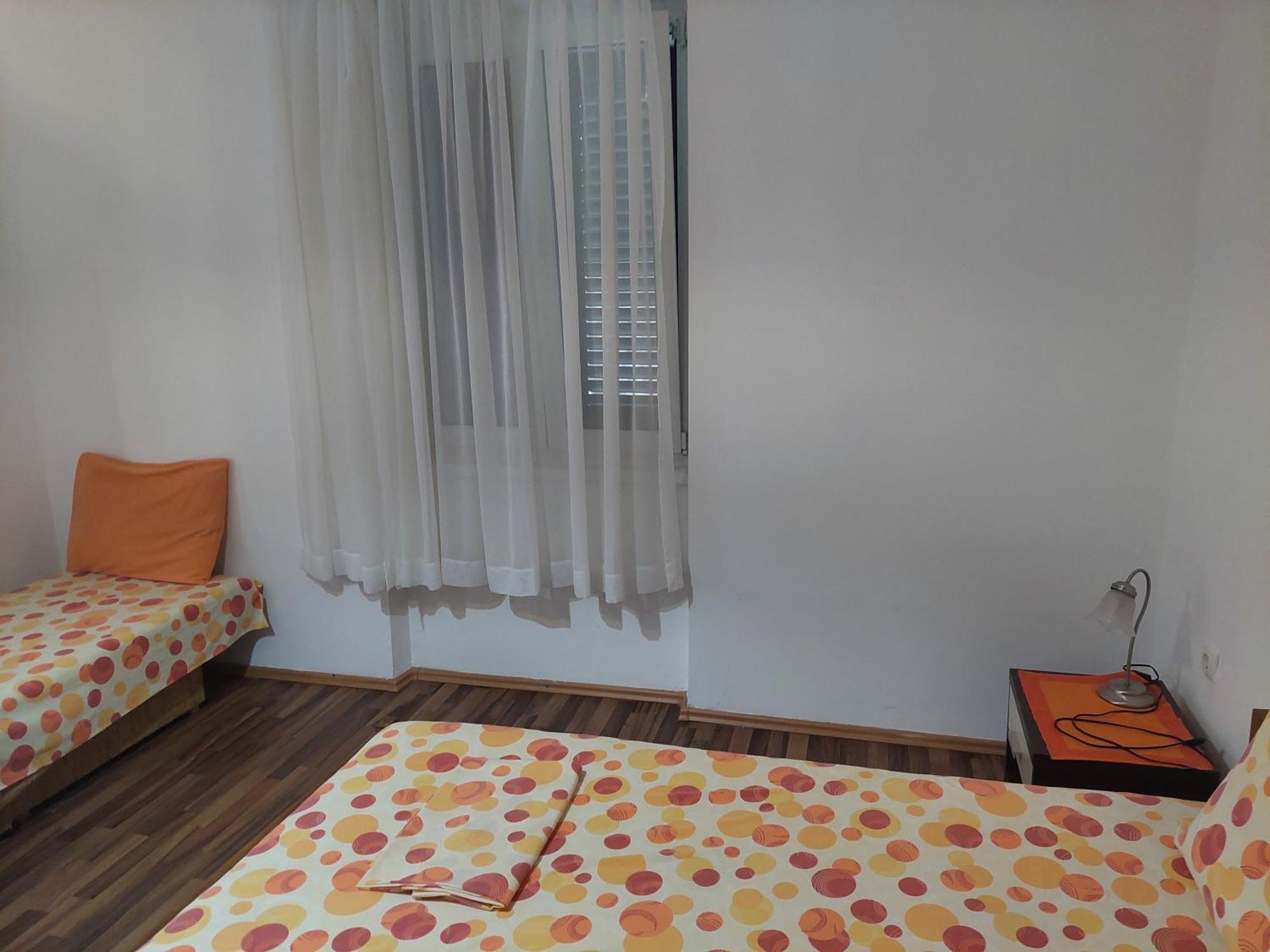 Kjara Apartments Tivat Exterior photo